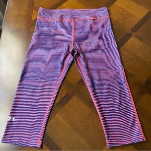 Under Armour capris leggings EUC